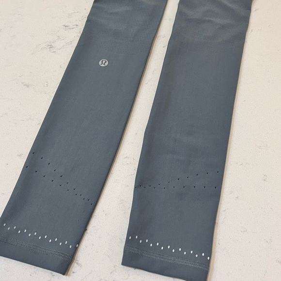 Lululemon Athletica Blue Charcoal 27” Leggings - Picture 4 of 11